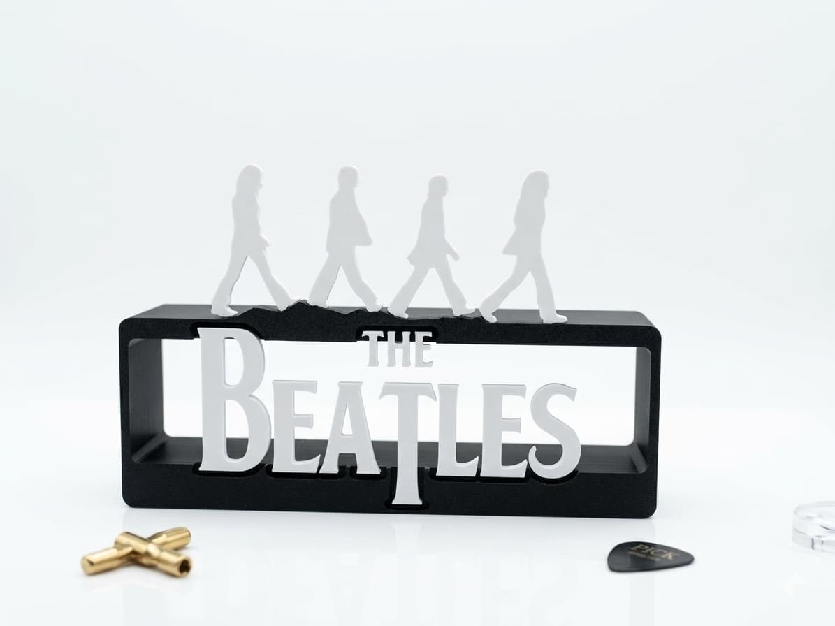 Quarteto - Escultura artesanal com detalhes e acessórios musicais
